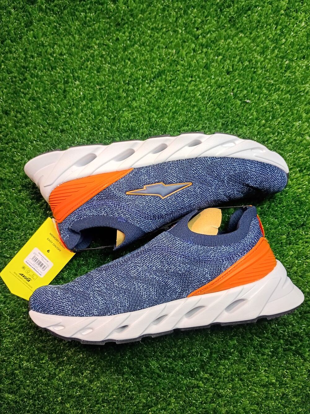 Avia Boys' Honeycomb Slip-On Knit Sneakers - Navy/Orange sz 6